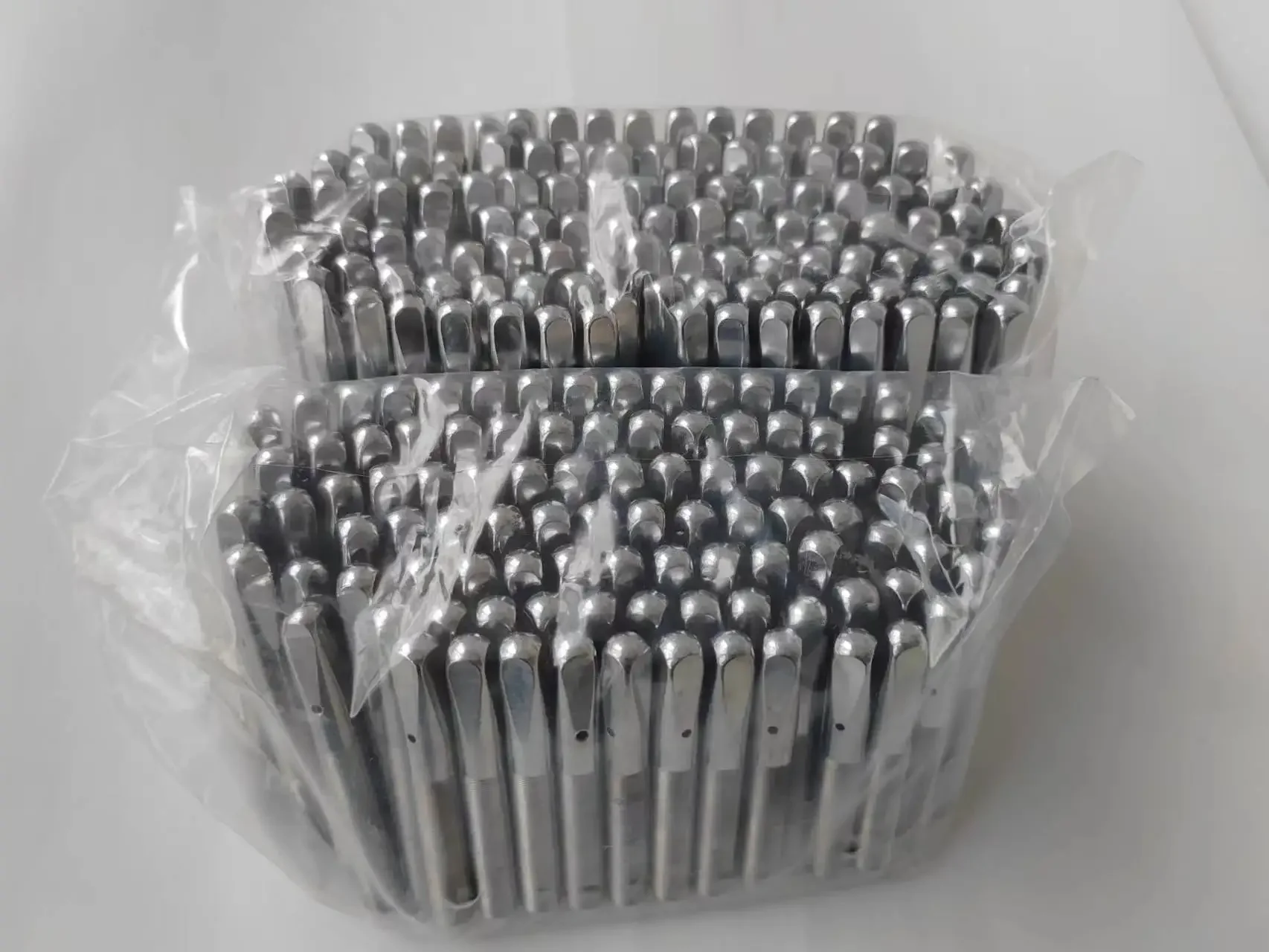 

Xinrong Piano Accessories Tuning Tools, String Needles, String Nails, String Pins, A Set of 230 Nails