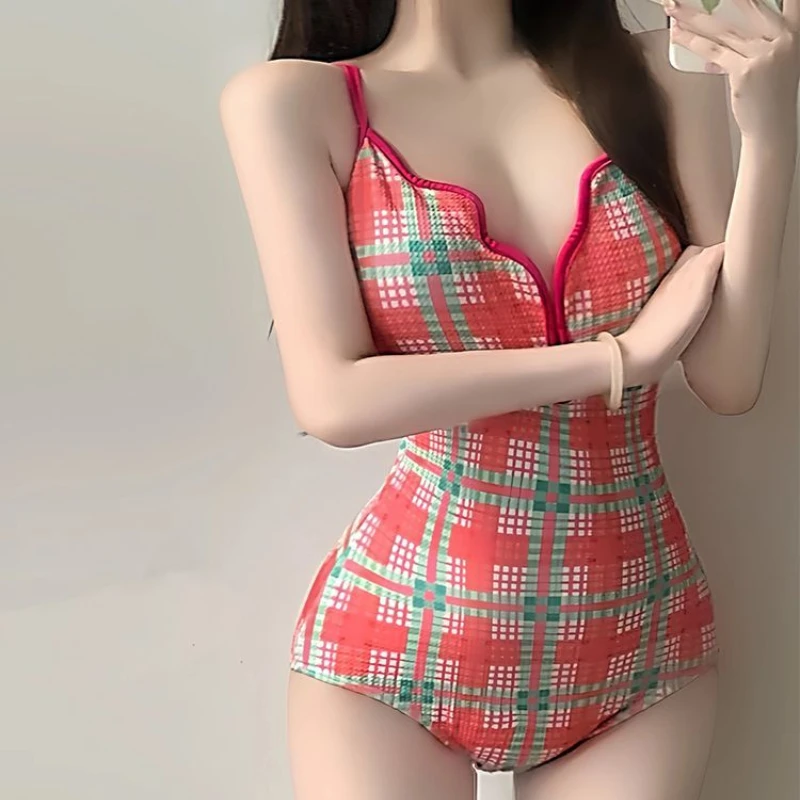 

Новое цельное бикини из двух частей, сексуальное корейское полое бикини для отдыха на берегу моря, горячий источник