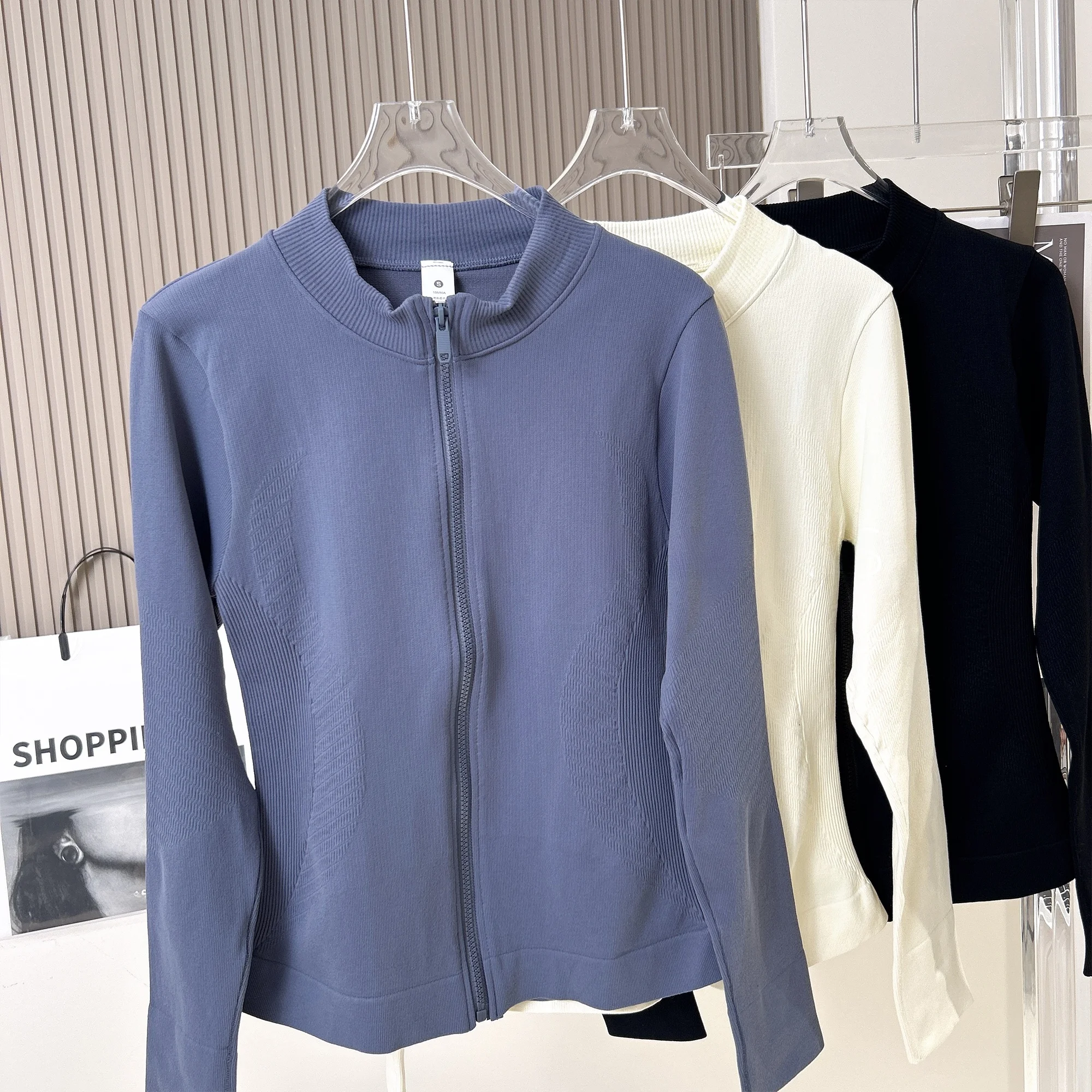 

Женская спортивная одежда для йоги, осенне-зимняя куртка на молнии, облегающая куртка для бега, профессиональная тренировочная верхняя одежда с длинными рукавами