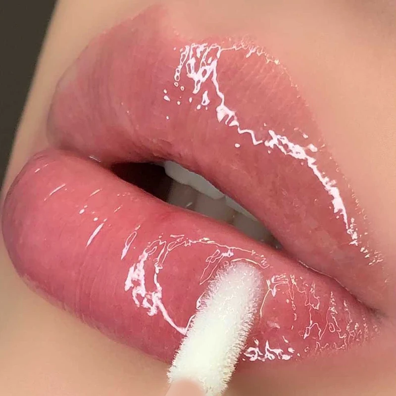 Lip plumping serum - moisturizes and plumps lips, creates sexy lips,lasting gloss and nourishment,a great gift for the holidays