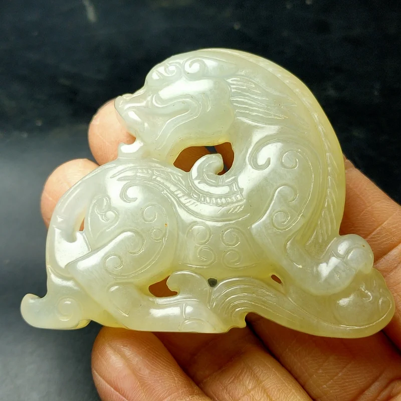

Natural Stone Craft Xiu Jade Vintage REAL Beast Handheld Pendant Zodiac Round Plate Ornaments Carving Token Handheld Piece