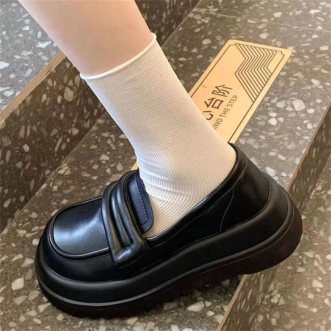 Black Leather Mary Jane Shoes with Platform Soles 2026 Summer New Vintage Slip-on Women's Loafers with Chunky Soles