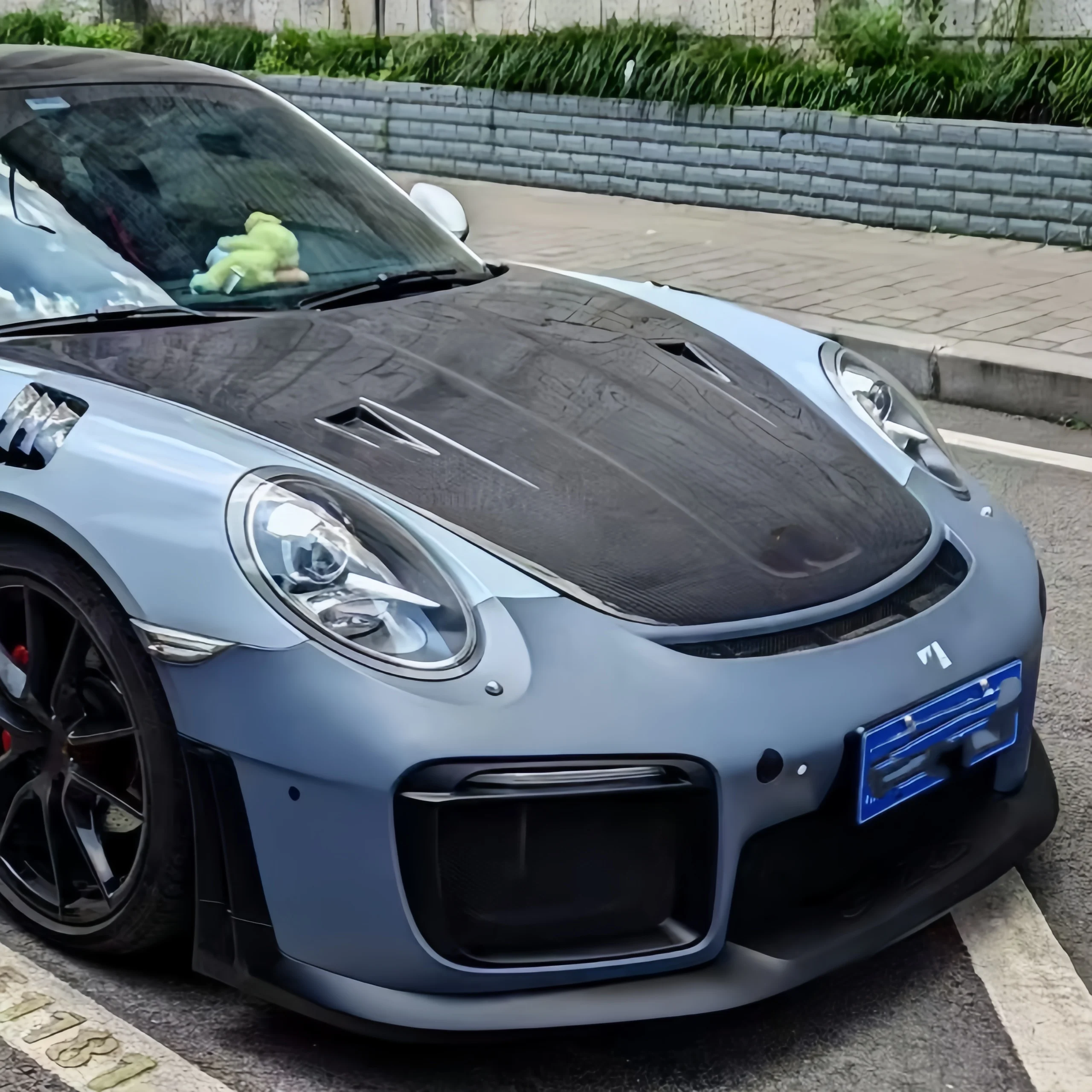 For 991 GT2 RS Rear Body Kit and Car Grille Accessories Front Bumper Upgrade for 911 Carrera 991.1 991.2 GT2 RS Cars 6
