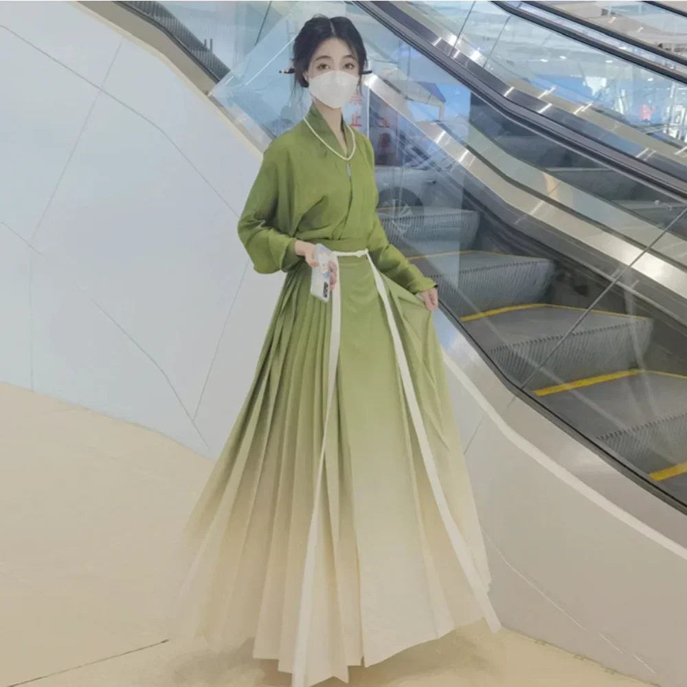 

Spring Summer Song Dynasty Elegant Satin Green Gradient Hanfu Dress Women's Clothing Improved Modern Horse Face Skirt Hanbok