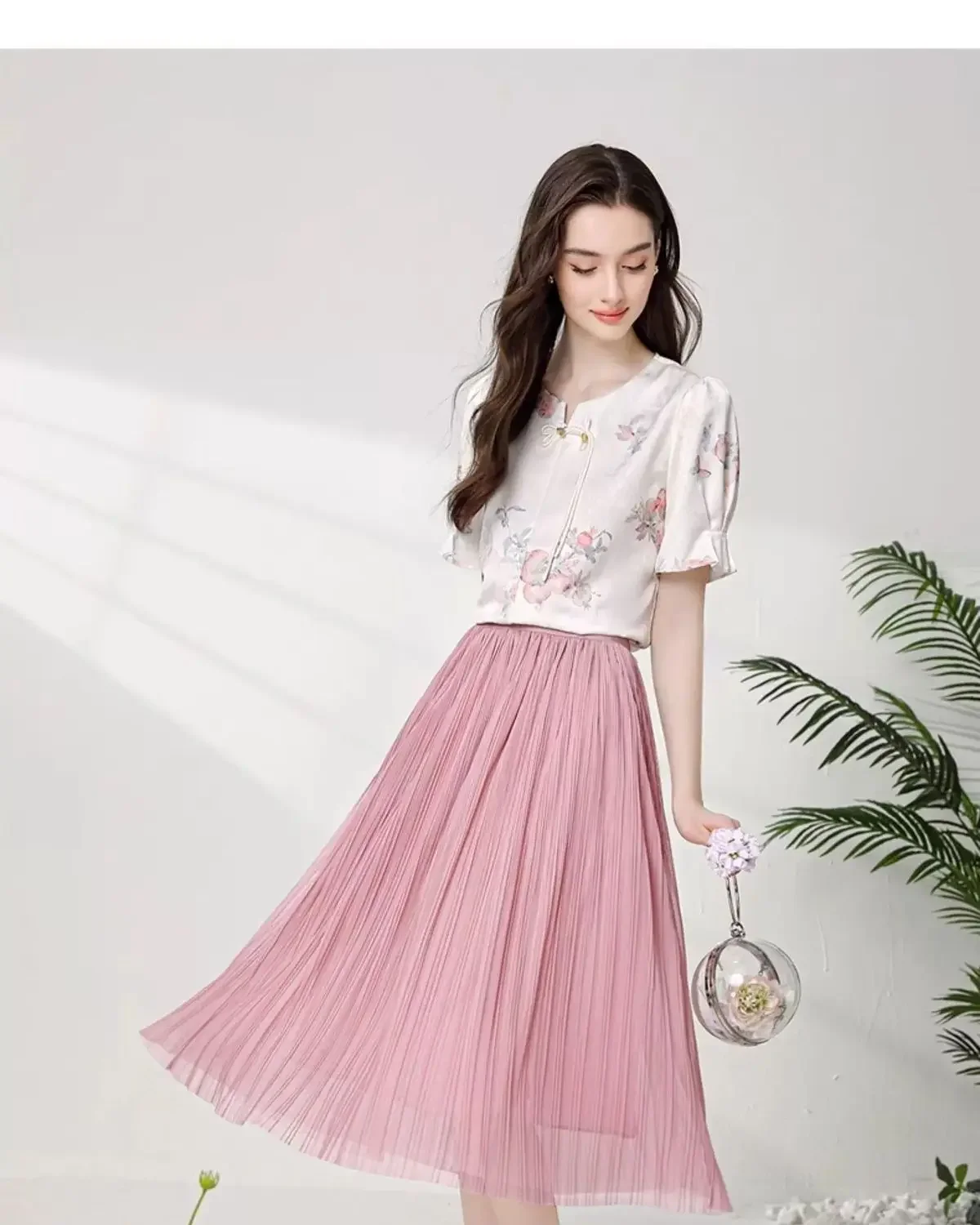 ใหม่สไตล์จีนเสื้อชีฟองสําหรับผู้หญิงใหม่พิมพ์ด้านบนแขนบานแสงสไตล์จีน