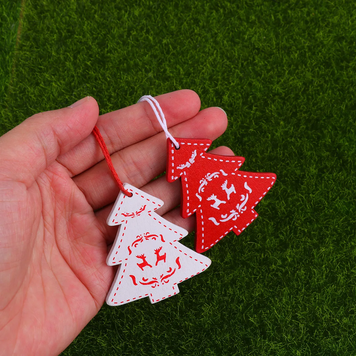 

12Pcs Christmas Tree Pendant Wooden Hanging Decorations Mini Ornaments in Gift Box Party Home Decor Christmas Festival