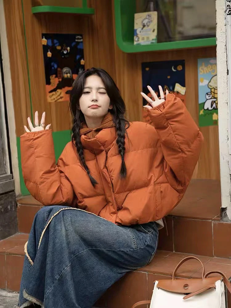 

Yang Bubble Orange Splice Knitted Hooded down Jaet Women's ort 2025 Winter New White Du Feather ort Outerwear