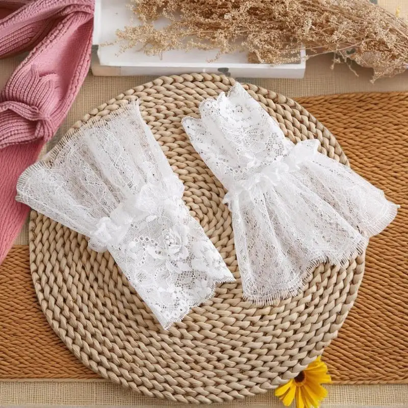 

✰✪1 Pair Decorative Lace Sleeves Decorated Cuffs Fake Sleeve For Wedding Dress Wild Flounces Wrist Sleeves Pleated Wrist Cuffs