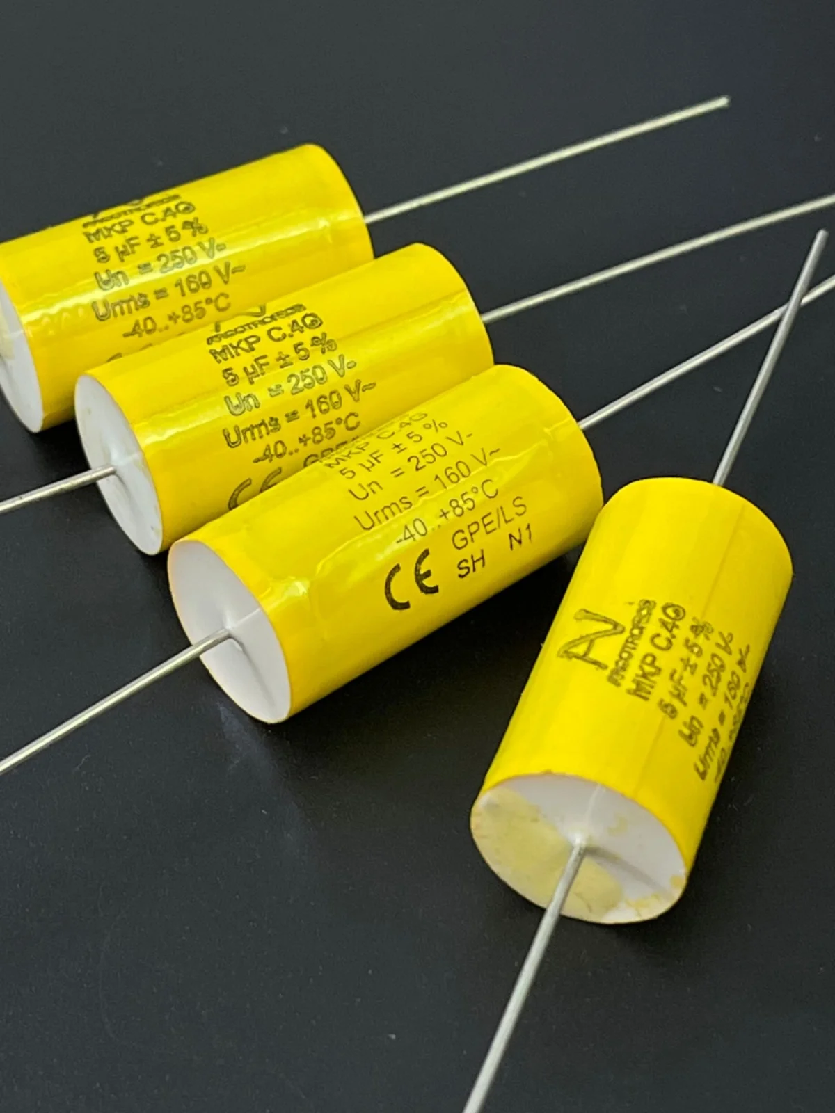 Brand new original AV MKPC.4G 5UF generation 4.7UF250V copon-pin high-end audio stepless capacitor 31*16MM