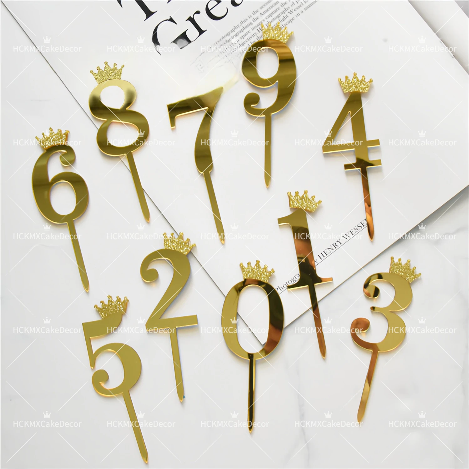 Goldene Kronen-Zahl-Kuchendekoration 0-9 aus Acryl mit Spiegelfinish für Geburtstag, Hochzeit, Jubiläum und Partyzubehör