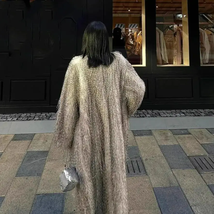 Di alta qualità Inverno Graduale Grigio 3 pollici Lungo Peloso Finta Pelliccia di Pavone Cappotto Ex-lungo Donna Giacca Shaggy Allentata Capispalla Vintage