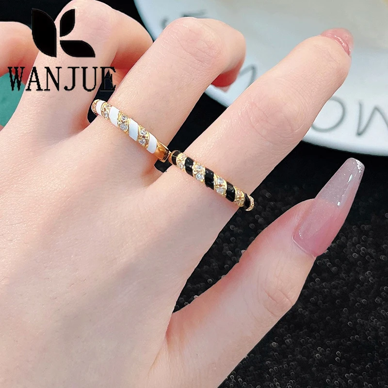 Glaze dripping black and white medieval enamel women's ring cold style light luxury niche stacking high-end retro French jewelry