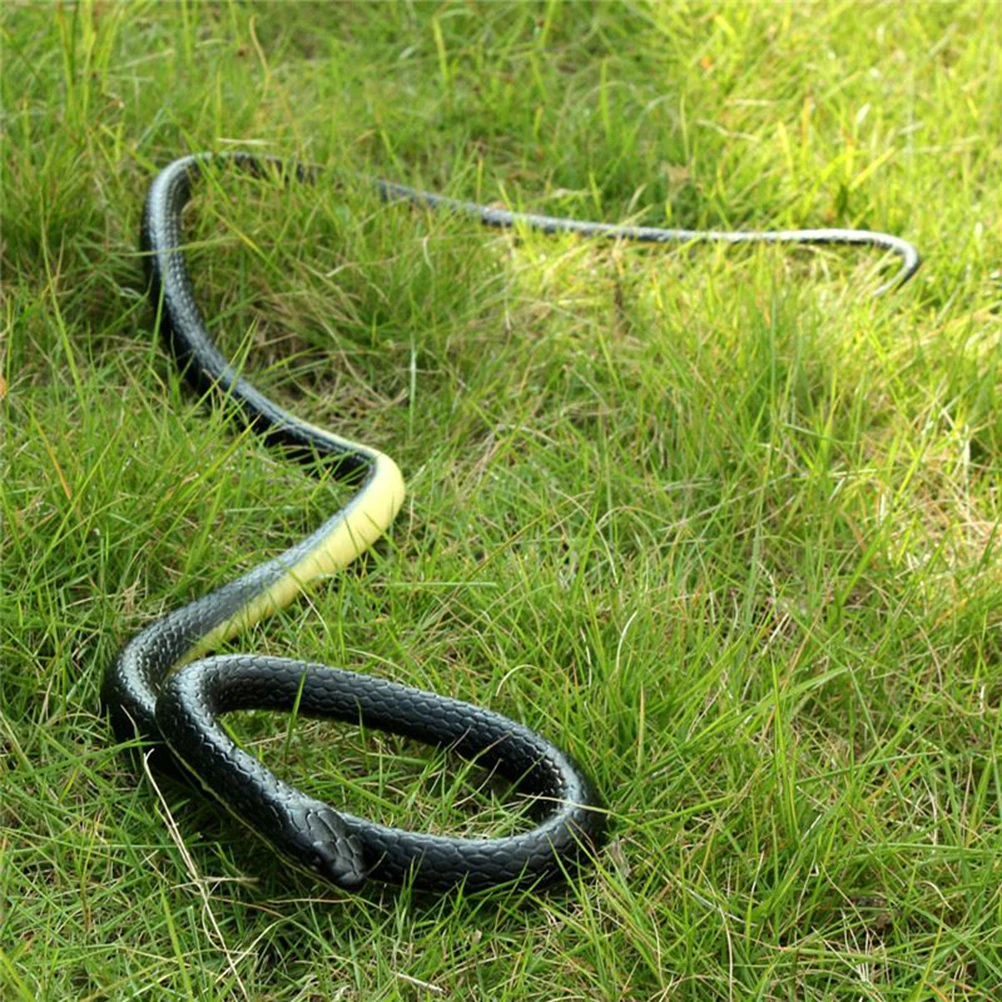 현실적인 부드러운 고무 장난감 뱀 사파리 정원 소품, 농담 장난 선물, 약 130cm 노벨티 개그 놀이, 1 개