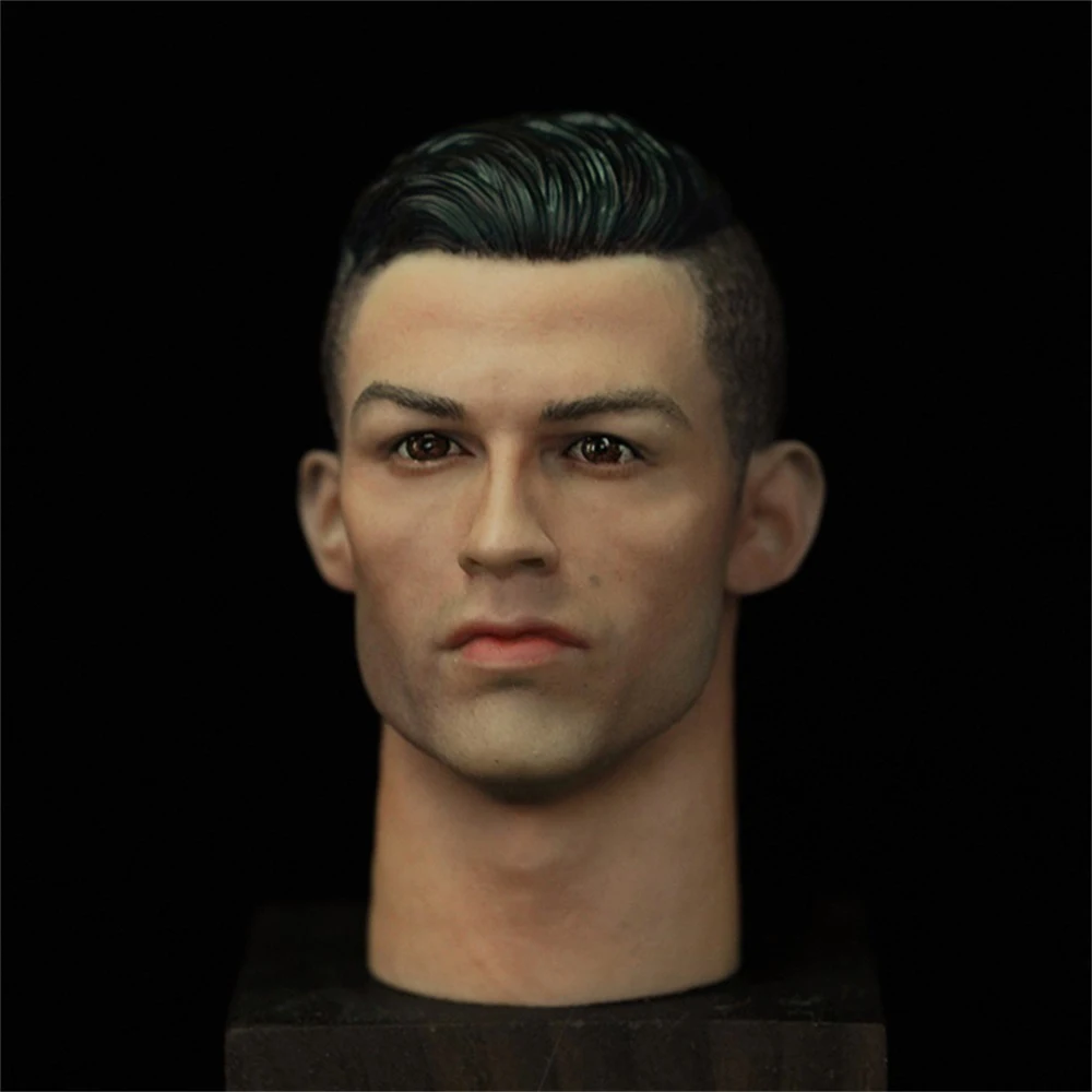 

For Sale 1/6th Hand Painted Soccer Football Sport Player Ronaldo Male Vivid Head Sculpt Carving for 12'' PH TBL Action Figure