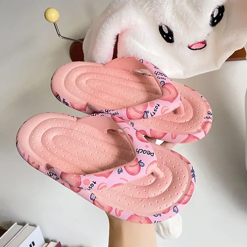 

New summer slippers fruit flip-flops girls sandals non-slip wearable summer outside wear trend beach cartoon fruit outdoor shoes