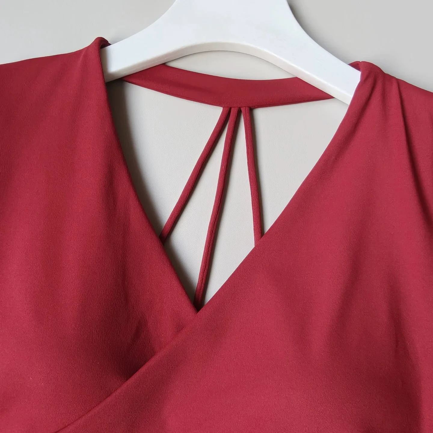 Kurzes Langarm-Yoga-Fitness-Outfit für Damen mit Brustpolstern für Yoga, Pilates und Workout – Detail 13