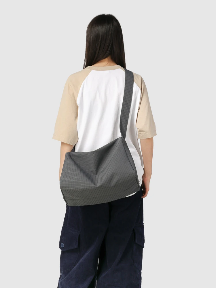 

Сумка для инструментов 2025: Новая женская сумка через плечо из ткани Оксфорд, универсальная спортивная сумка большой вместимости, модная тканевая сумка