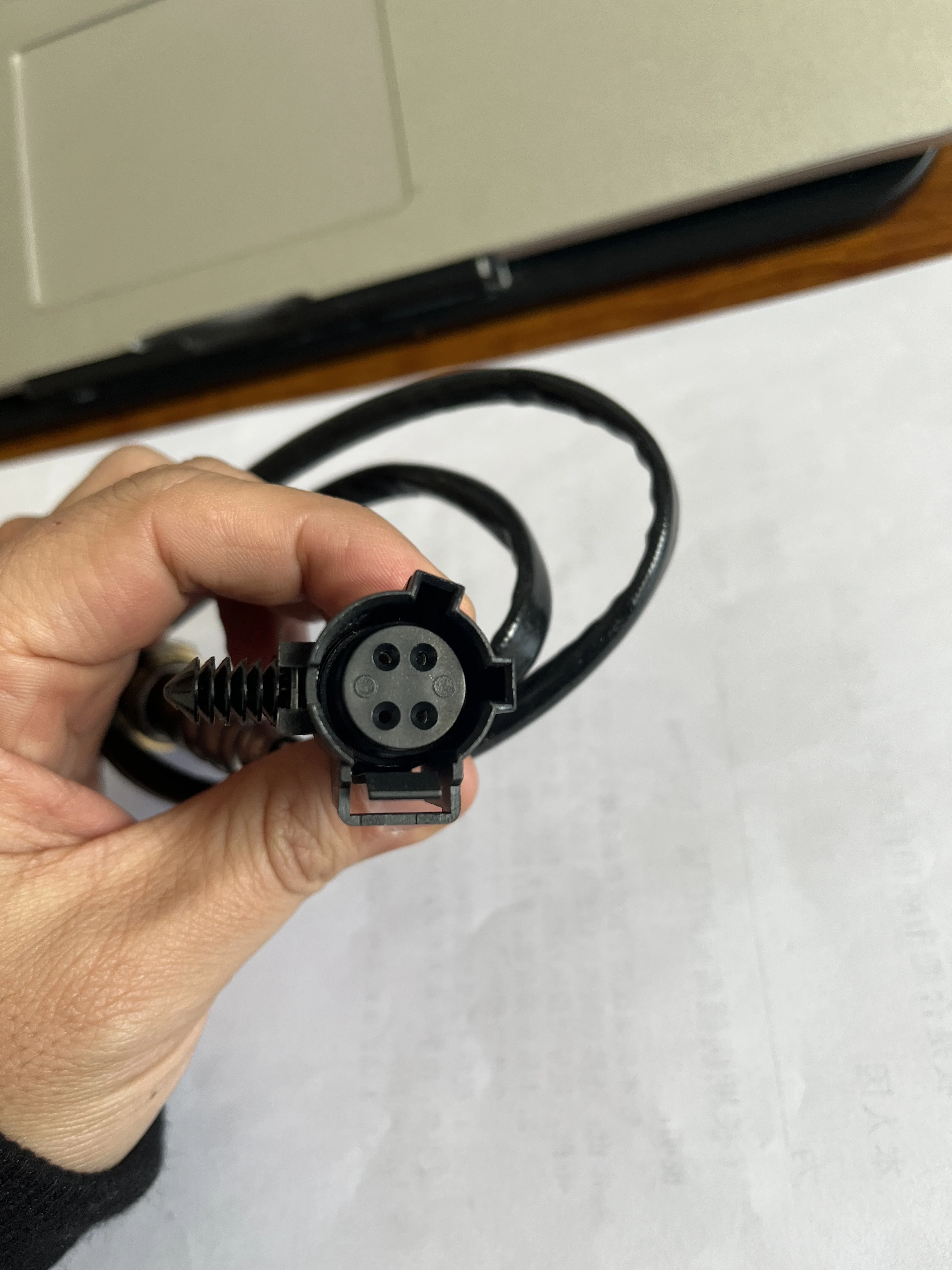 1x Oxgen Sensor Lambda Sensor For Chrysler Town,Country 3.3L,Dodge Caravan Grand Caravan 2.4L 3.3L,4 wire,560mm OE No.:234-4010