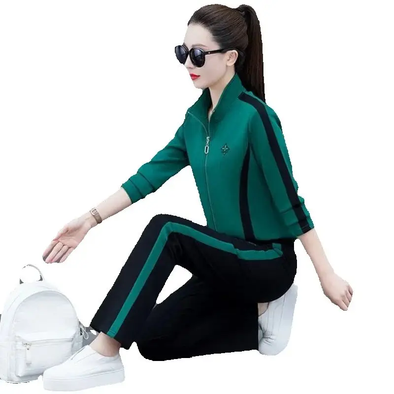 女性のスポーツウェアセット,新しいファッション,レジャートラックスーツ,クロップトップとパンツ,2ピース,2022