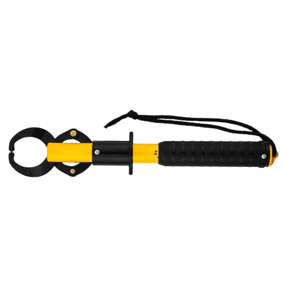 Fish Management Tool with Integrated 20 kg Capacity Scale and Ergonomic Sliding Mechanism for One-Second Clamp Activation