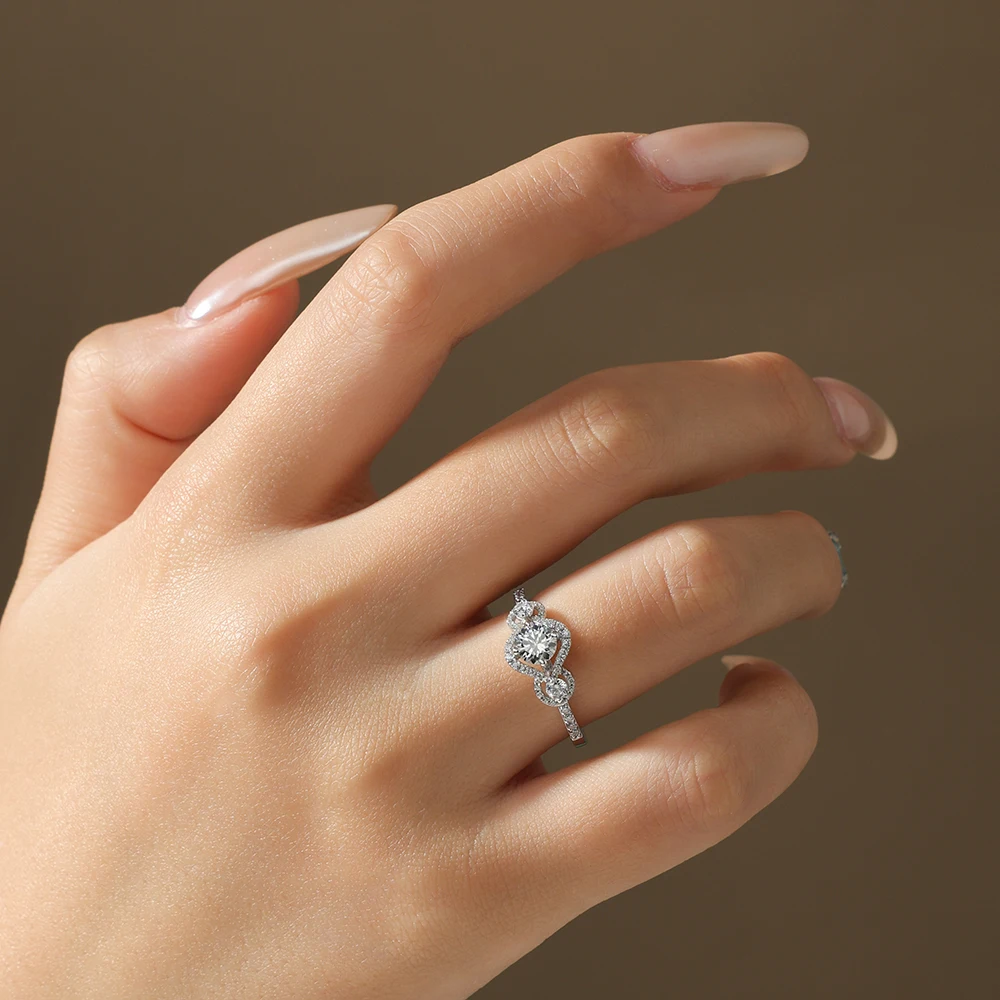 ATTAGEMS Three Stones Cluster Women Moissanite Ring D VVS1 0.5 ct Round Cut 925 Sterling Silver Engagement Wedding Fine Jewelry