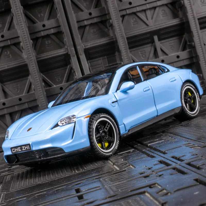 1:32 Porsche Taycan Legierung Automodell Ornamente akusto-optisch zurückziehen Kinderspielzeug Türen und Motorhaube Kofferraum kann geöffnet werden