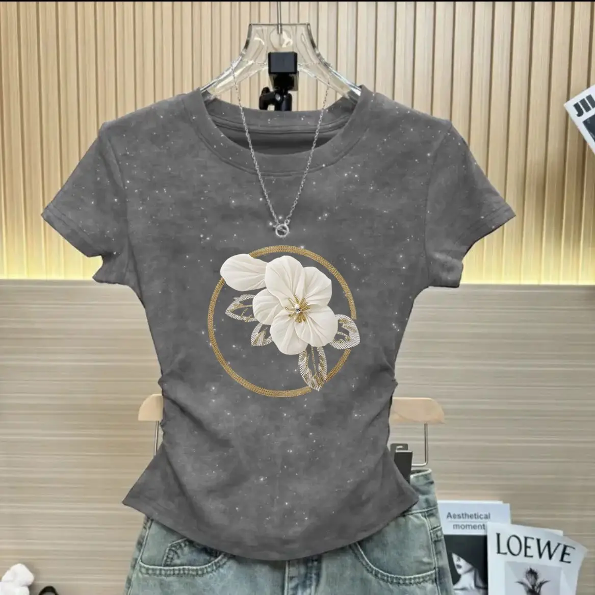 Retro printed short-sleeved T-shirt women's summer new design national wind casual tie-dyed pleated slim short top