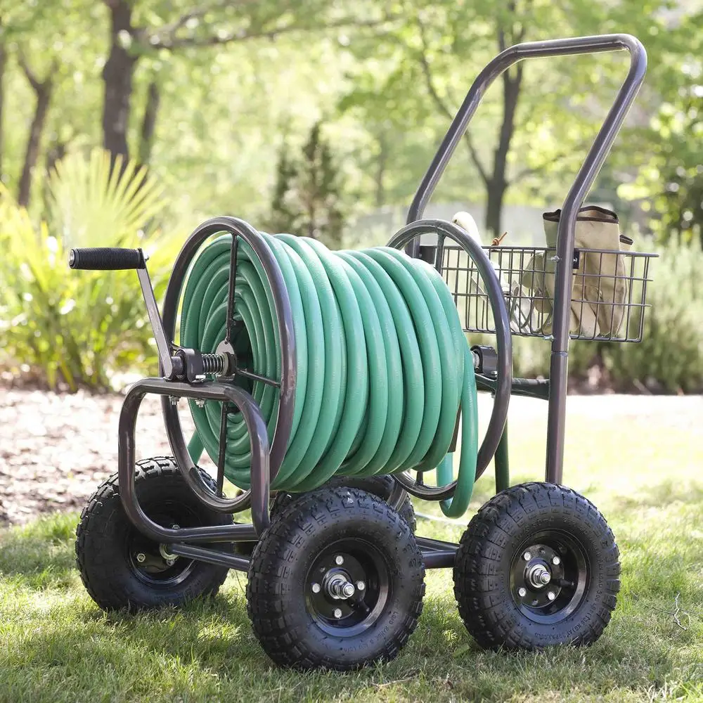 Carrello portaoggetti con avvolgitubo da giardino con struttura in acciaio da 250 piedi di capacità, cestino portaoggetti in bronzo marrone, per la casa