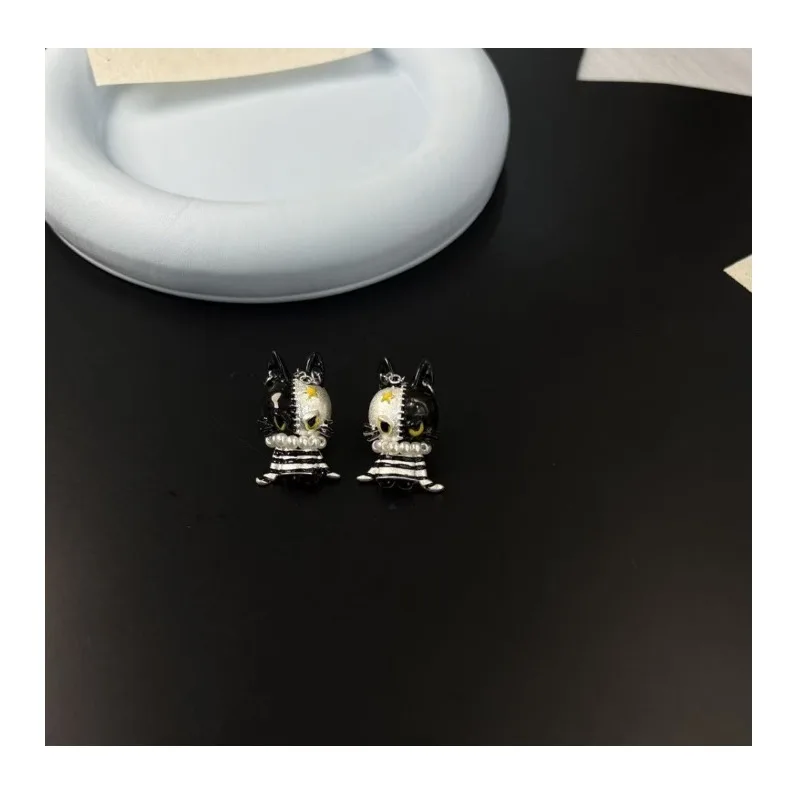 

Spice Girl Pharaoh Egyptian Cat Earrings Black Cat Earrings Women's Niche Design Premium Light Luxury Stud Earrings Accessories