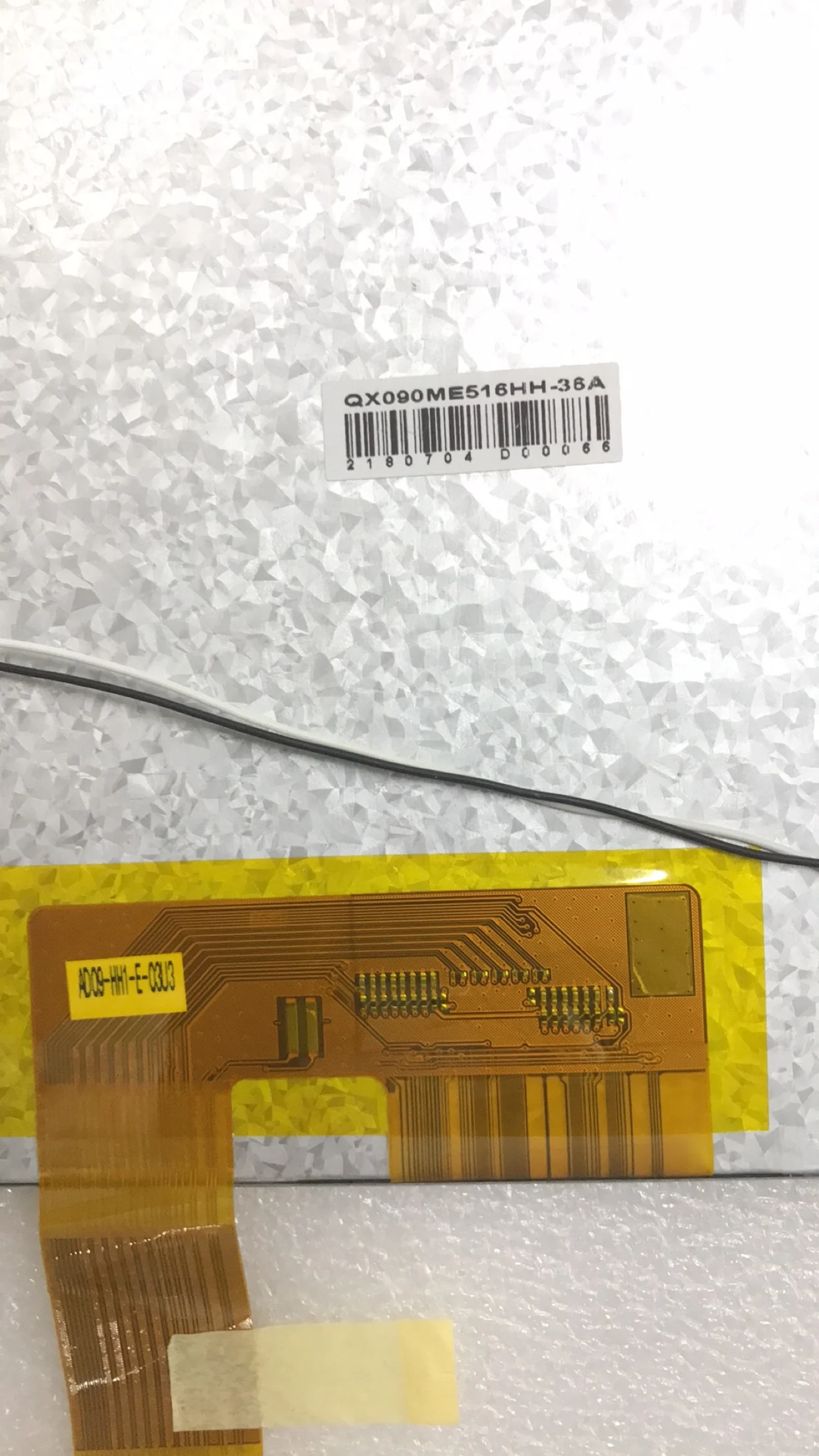 

QX090ME516HH-36A L090H40011F-C2 LCD screen For vehicle navigation