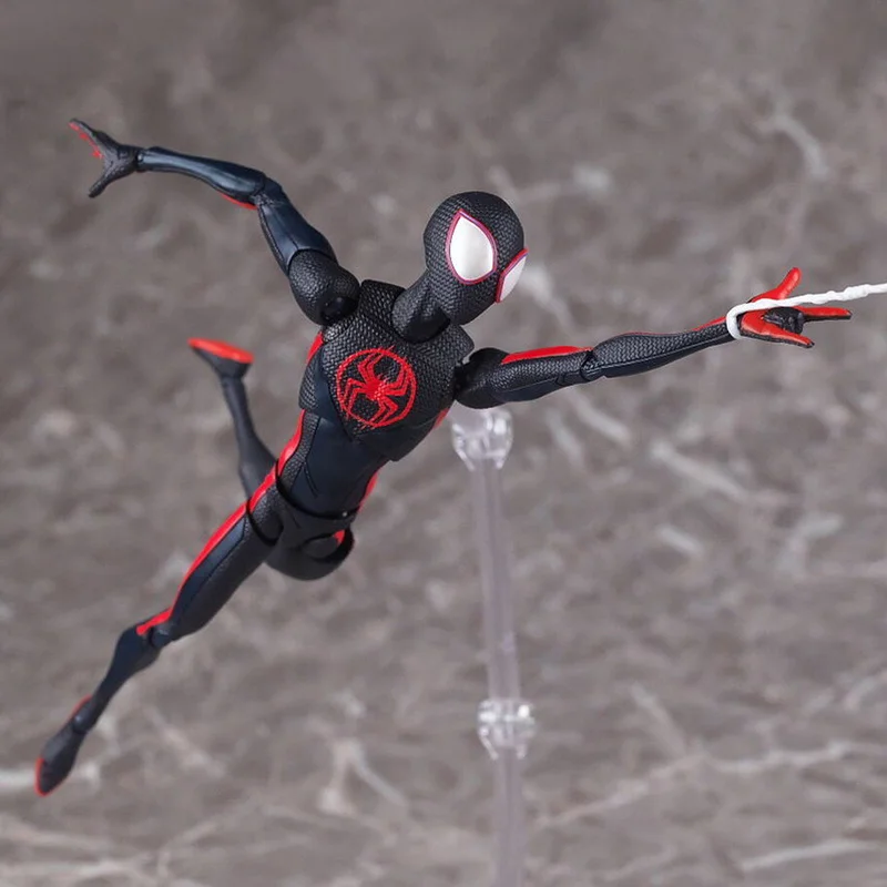 لعبة شخصيات Marvel CT Factory SHF Miles Spider-Manaction القابلة للجمع على قيمة البضائع المتحركة القابلة للجمع