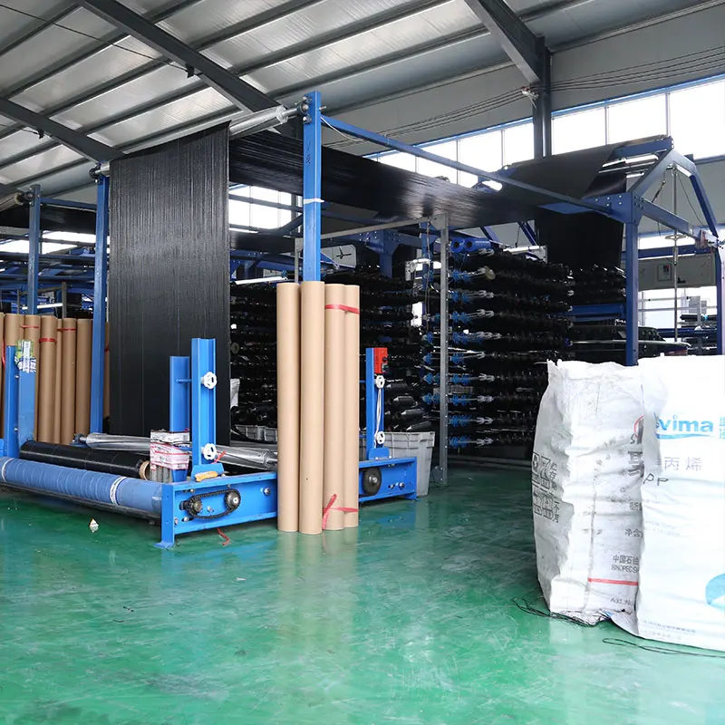 2025UV المنسوجة النسيج المهاد فيلم البلاستيك الزراعية حصيرة البلاستيك المهاد للأناناس