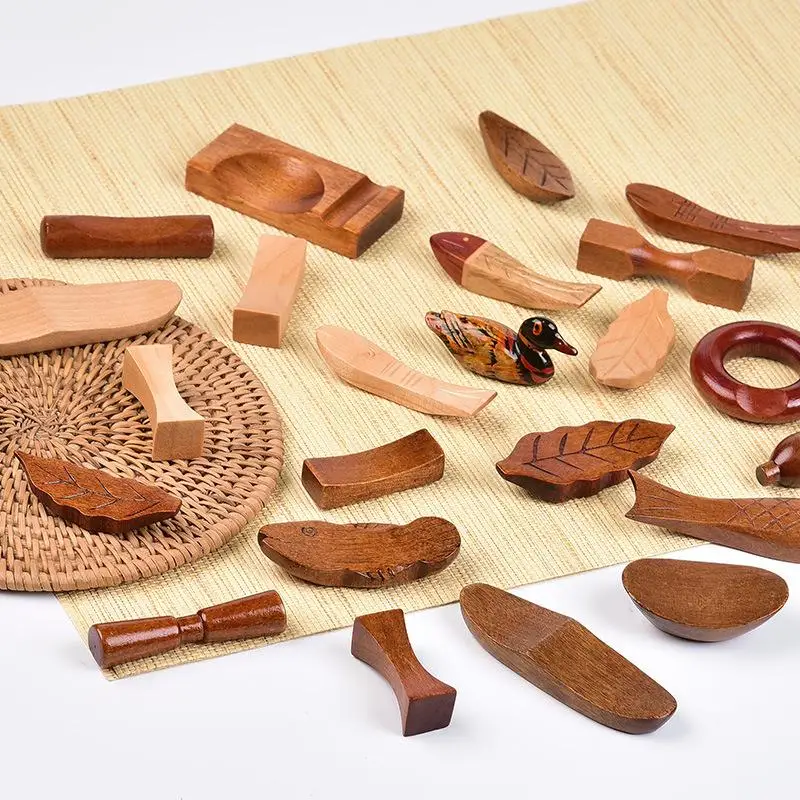 1PC Japanese Chopsticks Holder Wooden Chopstick Pillow Spoon Fork Knife Stand Table Decor Chopstick Rest Tableware Holder - zdjęcie 1