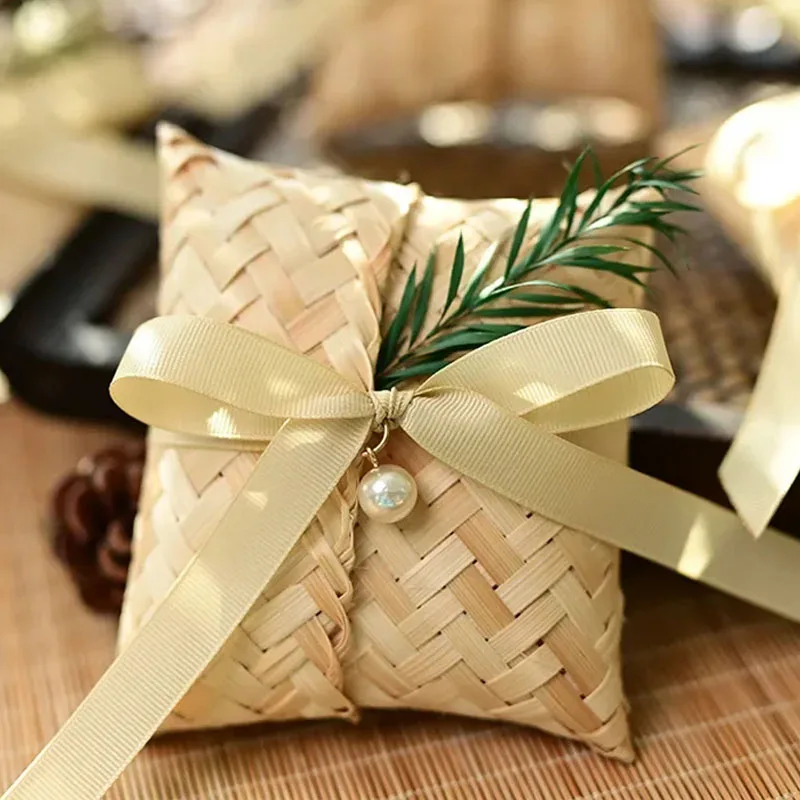 

5Pcs Handmade Bamboo Weaving Candy Box Wedding Sugar Chocolate Packaging Boxes Baby Shower Wedding Party Present Wrapping