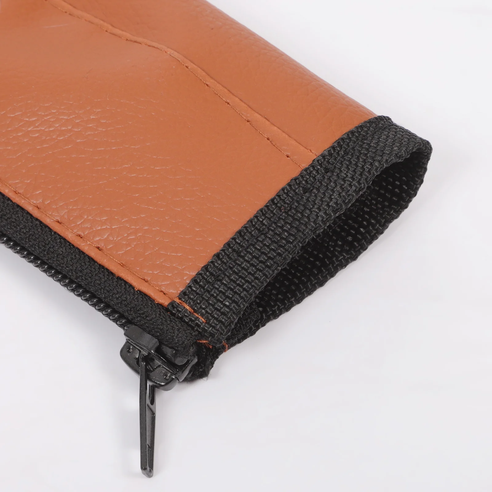 

Stroller Handle Grip Cover Made of Artificial with Zipper Closure for Easy Installation Foldable Design Stroller