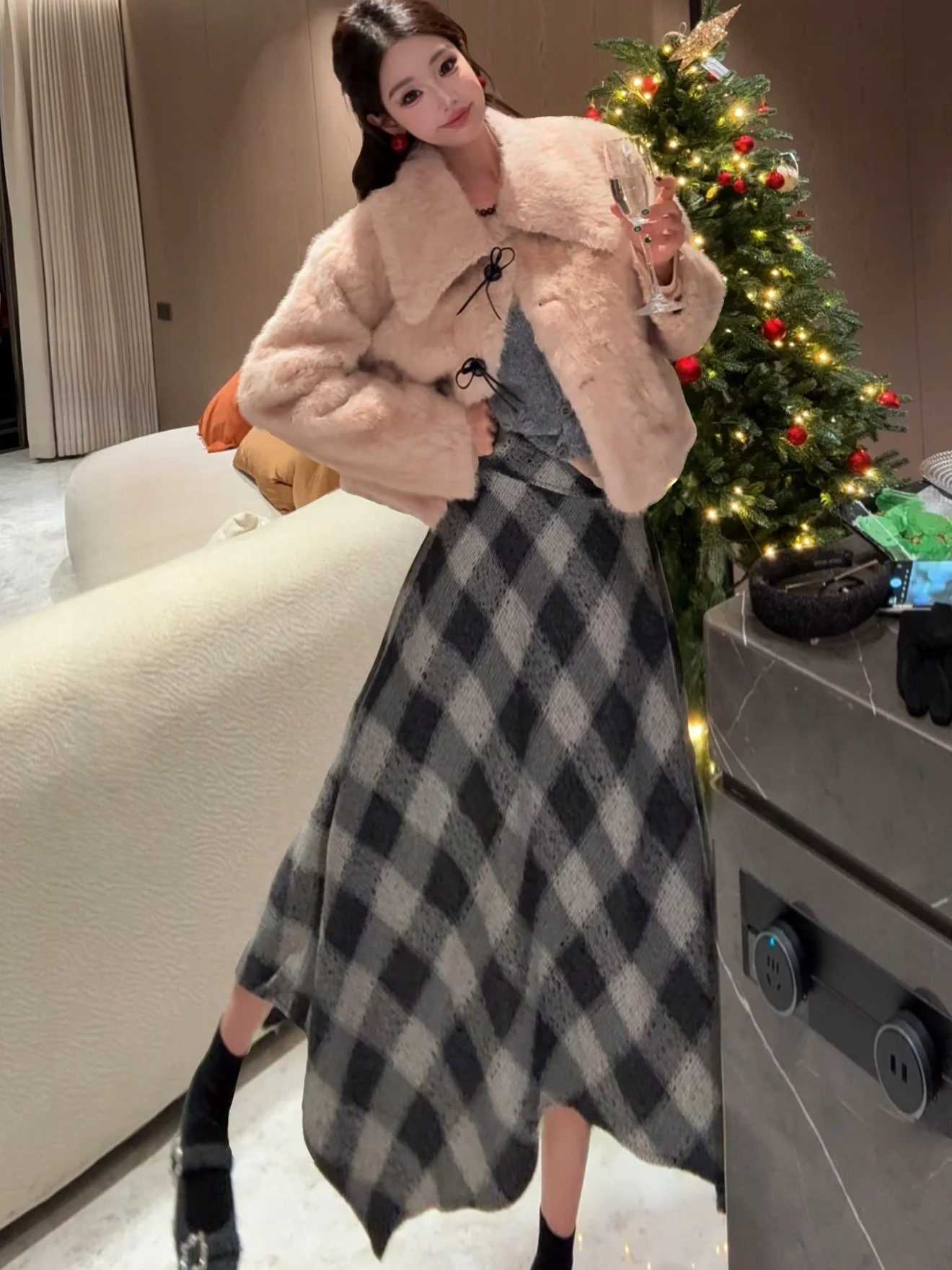 

New Dadada Winter Asymmetrical Plaid Skirt Women's Faion Casual Warm mid Waist Cotton Blend Skirt Lightweight Luxury Feeling