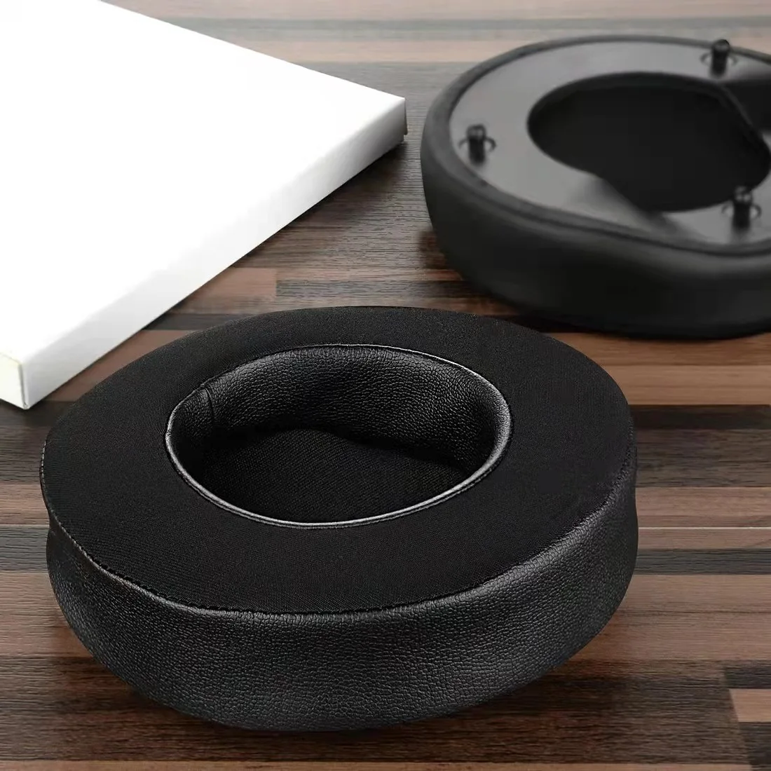 

Replacement Ice gel / protein leather Earpads For Razer Thresher Ultimate/Dolby 7.1/Xbox One Headset Earmuff