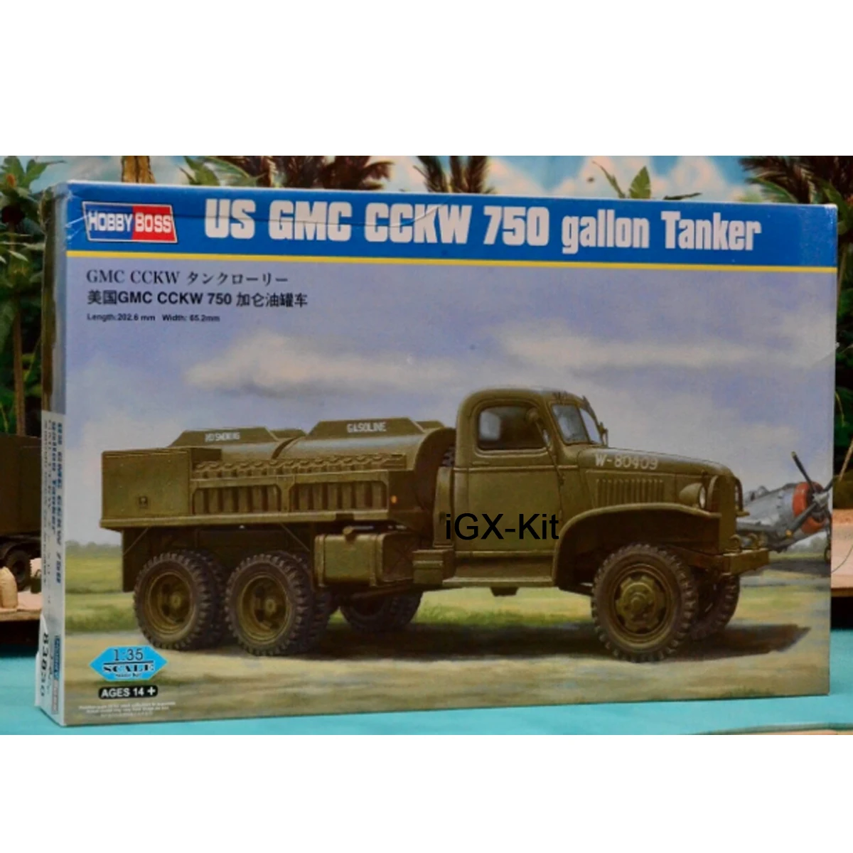 

Hobbyboss 83830 1/35 Scale US GMC CCKW 750 Gallon Tanker Truck Vehicle Car Plastic Assembly Model Kit