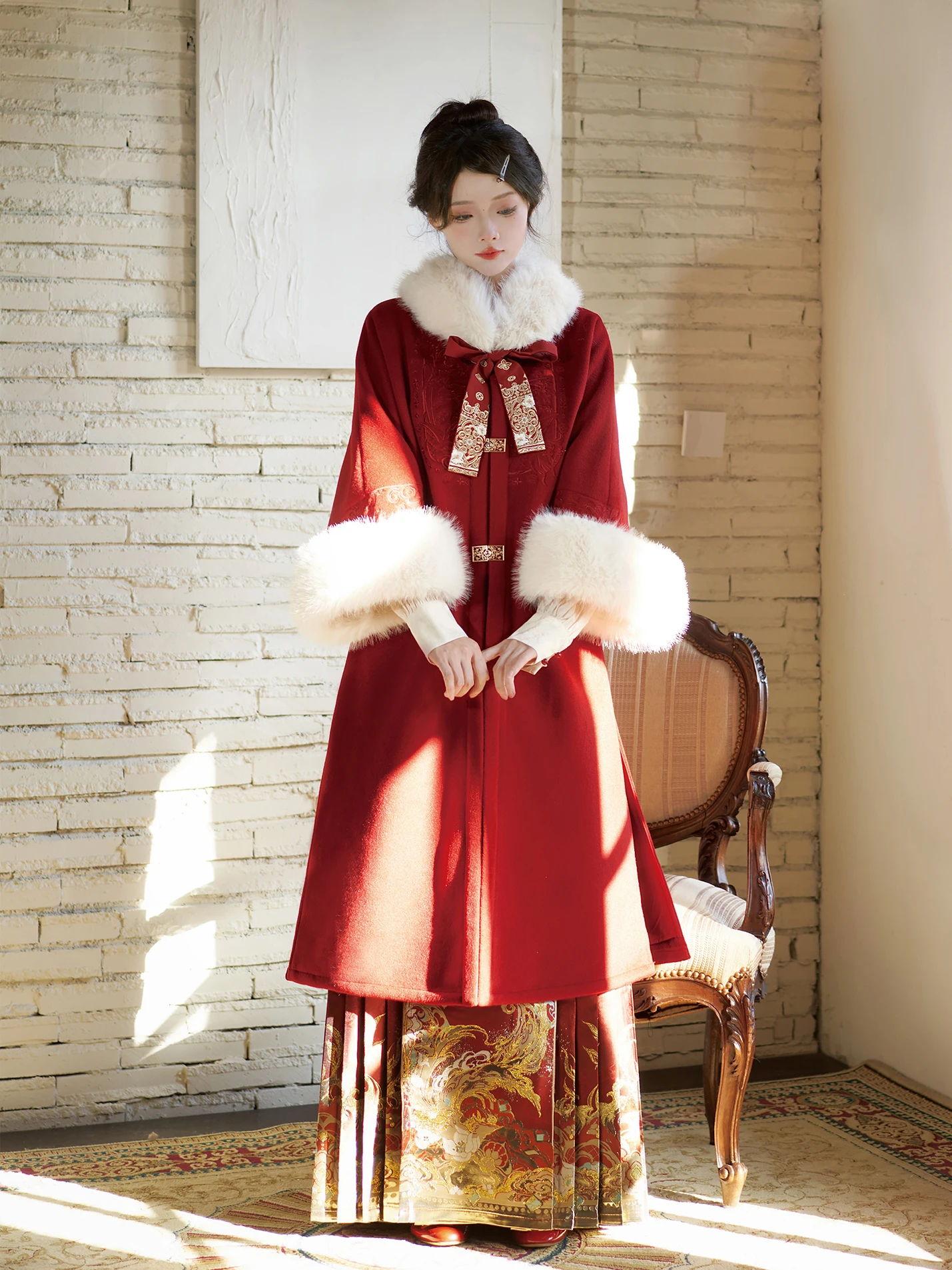 Abbigliamento capodanno cinese cappotto ricamato rosso Han elementi di moda abito da sera autunno e inverno da donna Hanfu