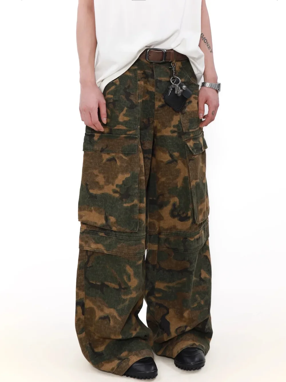 

Vintage Camouflage Overalls Men's Multi-pocket Hip Hop Baggy Jeans