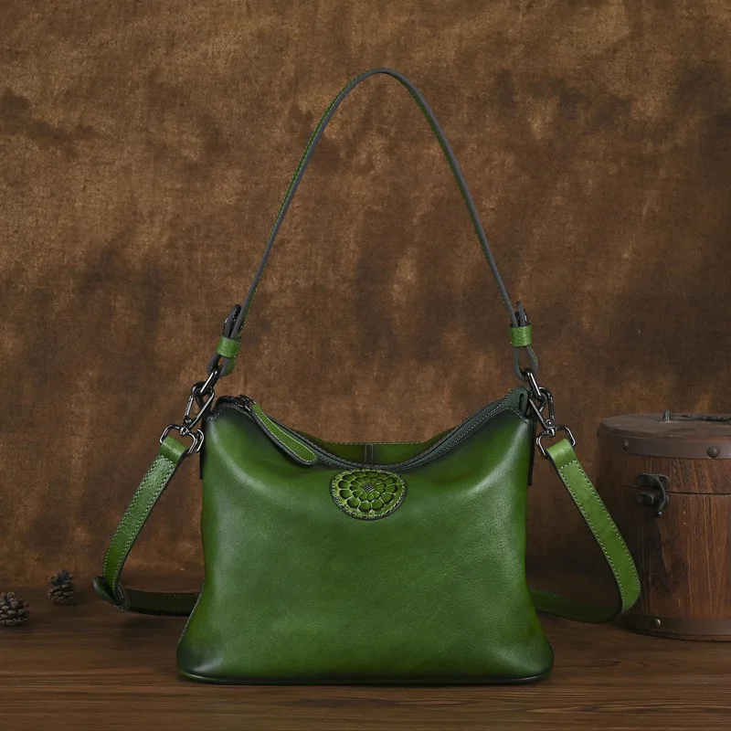 

Retro women's crossbody bag with a large capacity of top layer cowhide, casual single-shoulder bag and fashionable underarm bag