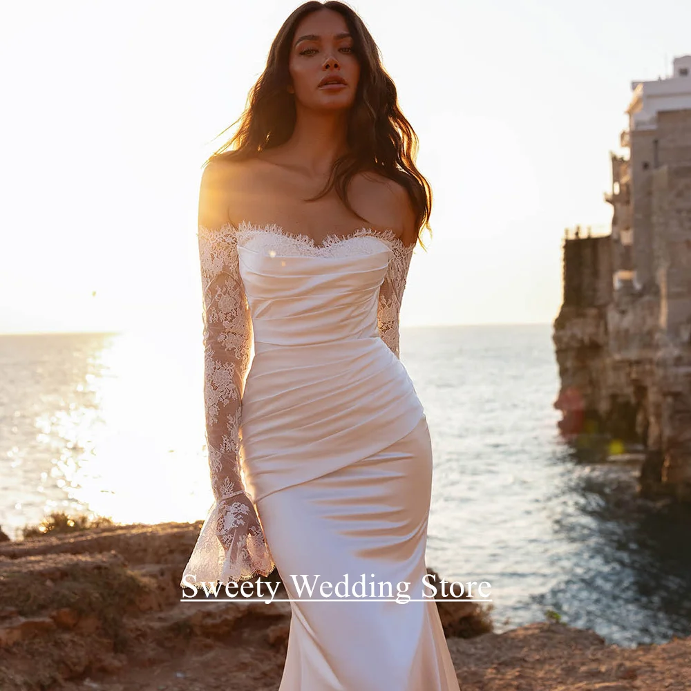 Abito da sposa sexy a sirena personalizzato con scollo a cuore maniche lunghe pieghe Sweep Train Beach Abito da sposa Abiti da sposa moderni