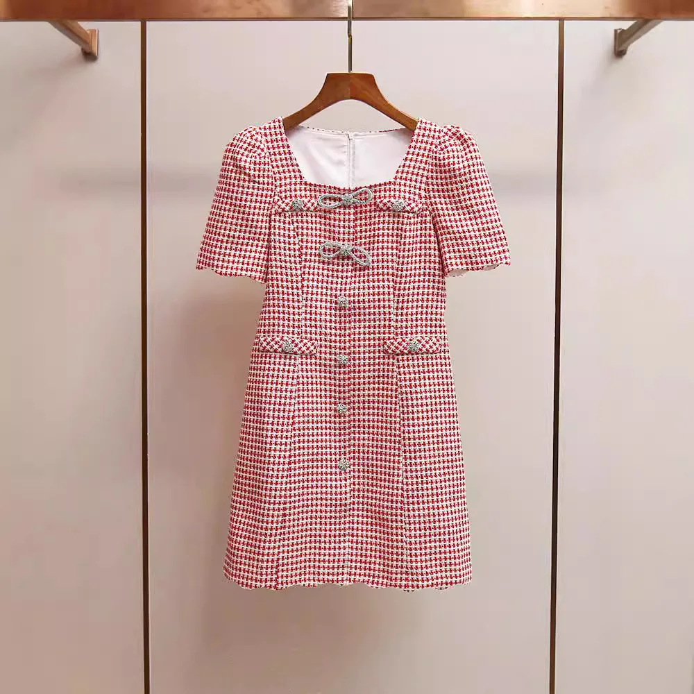 

Элегантное винтажное платье с квадратным вырезом и завязками на талии, приталенное, класса люкс, для женщин, для повседневной носки, из полиэфирного волокна