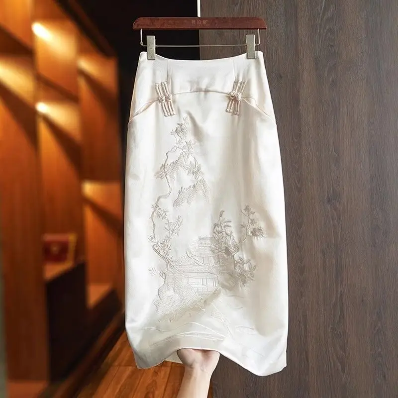 

2025 high-end national style Chinese skirt heavy industry new embroidered high-waisted jacquard split fork and thin skirt