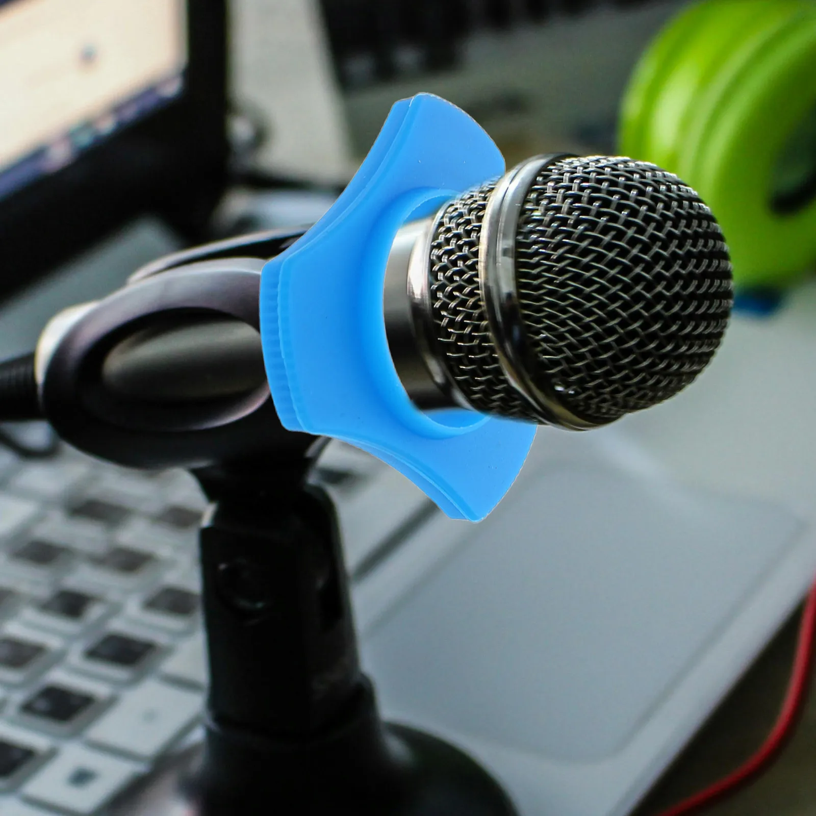 

4Pcs Microphone Anti-Slip Rings Triangular Design Bright Colors Portable Easy Install Mic Supplies Microphone Anti Roll Ring