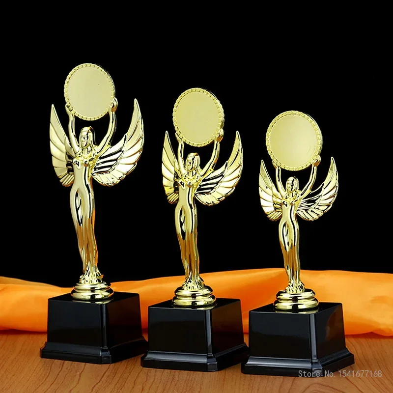 Customized Plastic Gold-Plated Souvenir Craft Trophy Football, Basketball, Badminton, Volleyball various Sports Ball College 1Pc