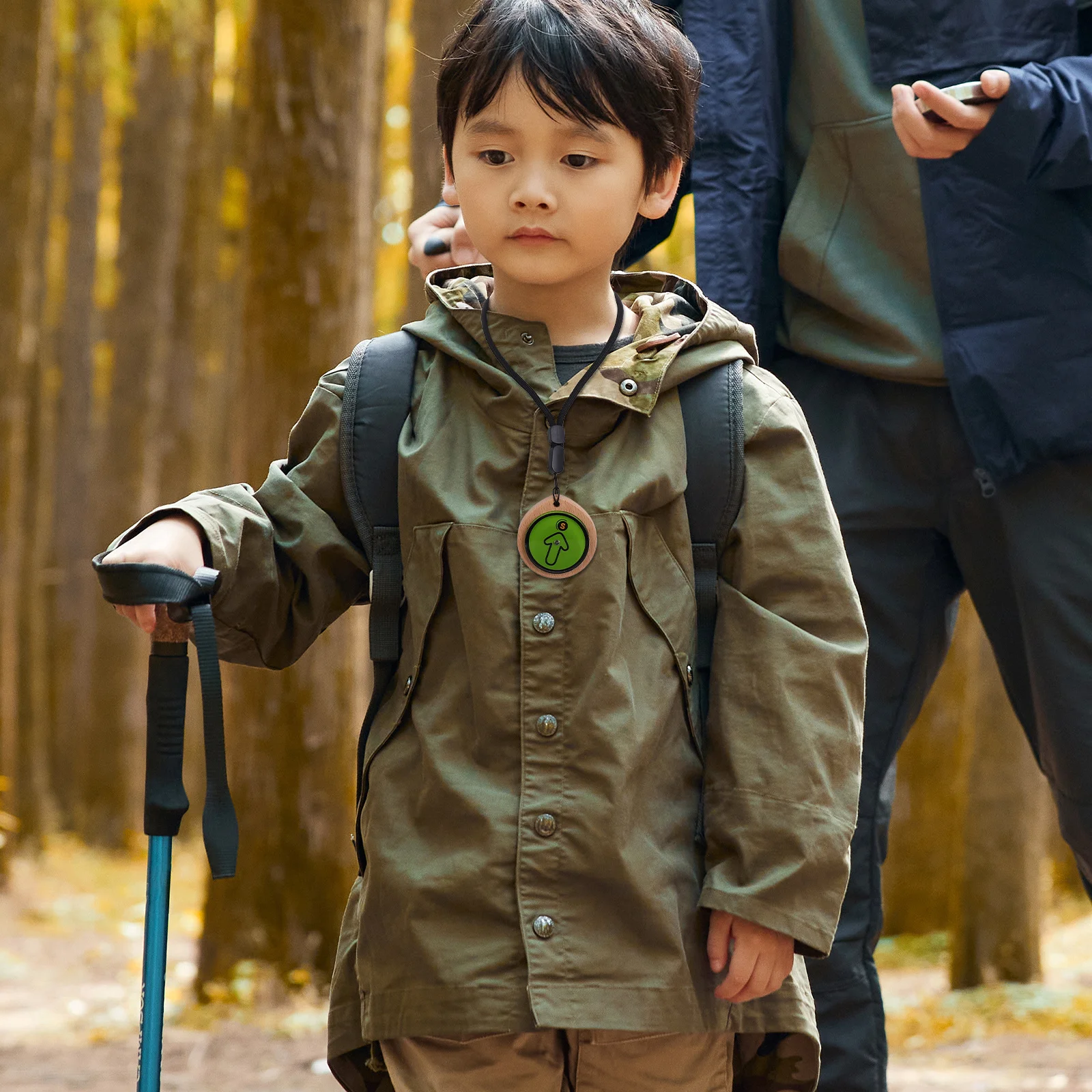 

Outdoor Compass for Kids Portable Wood Compass with Lanyard for Hiking Survival Camping Navigation Tool Student Learning