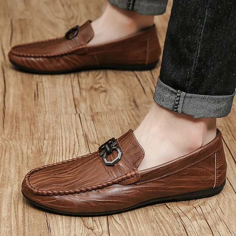 New Fashion Loafers Men Leather Casual Shoes Trend Spring/Autumn Men Luxury Shoes Driving  Breathable Slip-On Solid Men Shoes