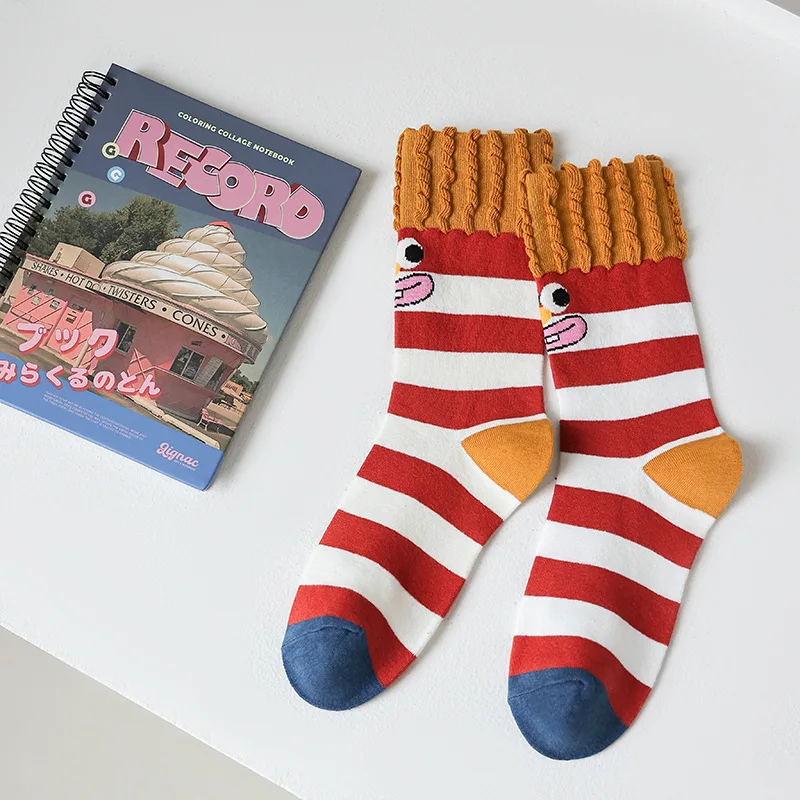 Pommes-Frites-Socken für Damen, neue Cartoon-Mid-Tube-Socken aus Baumwolle, atmungsaktiv, japanischer Stil, lustige Socken