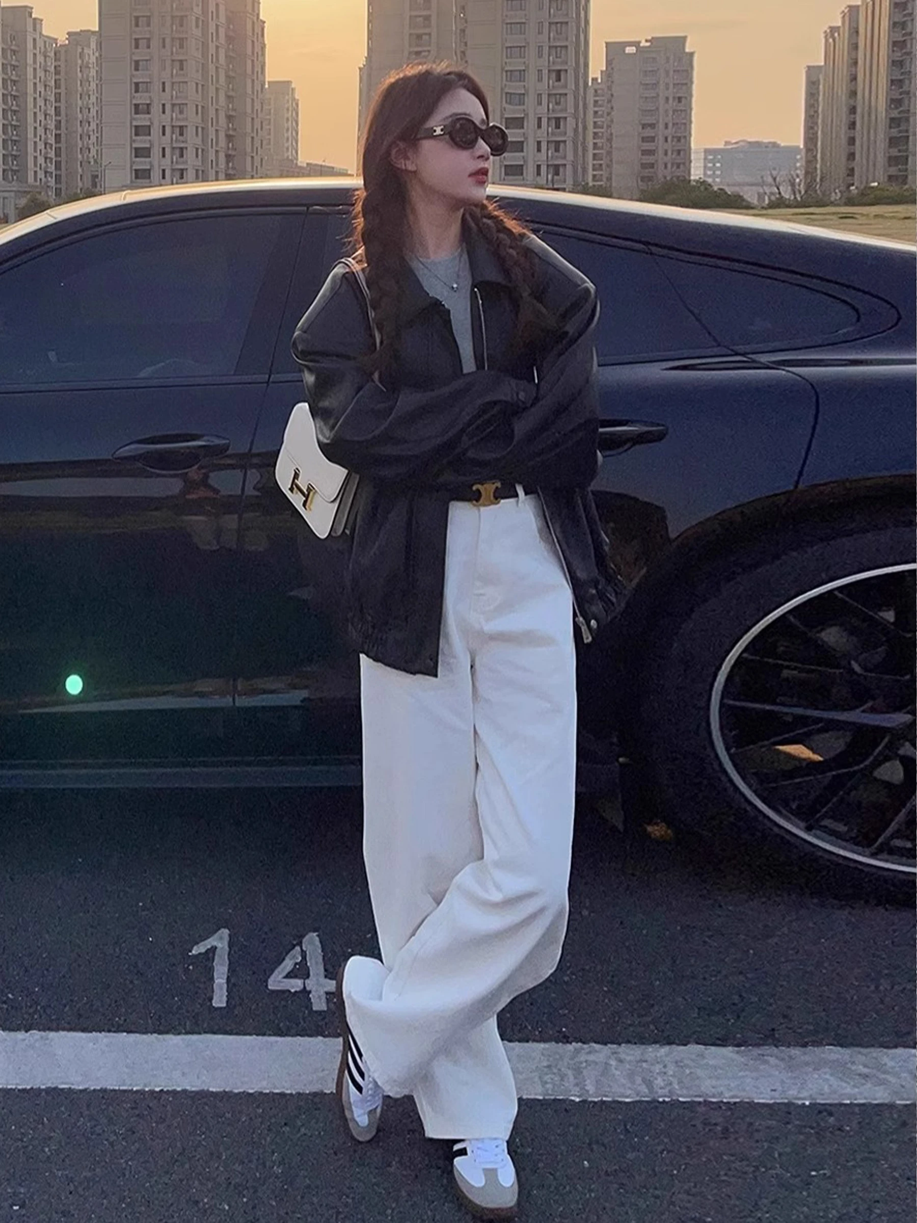 라샤펠 하이웨이스트 와이드 레그 스트레이트 컷 얇은 데님 청바지 여성 캐주얼 팬츠 봄 여름 화이트 컬러 버튼 여밈